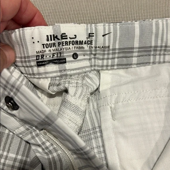 Nike Golf Tour Performance Bundle Gray and Green Plaid Boys Size Large - Picture 3 of 16